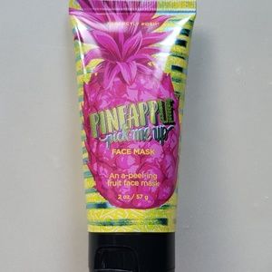 New Perfectly Posh Pineapple Pick-Me-Up face mask